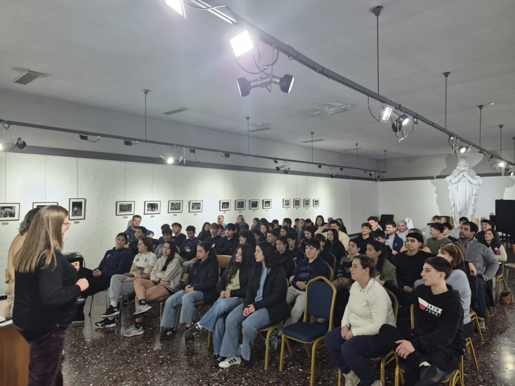 Taller en Casa de la Cultura de Minas