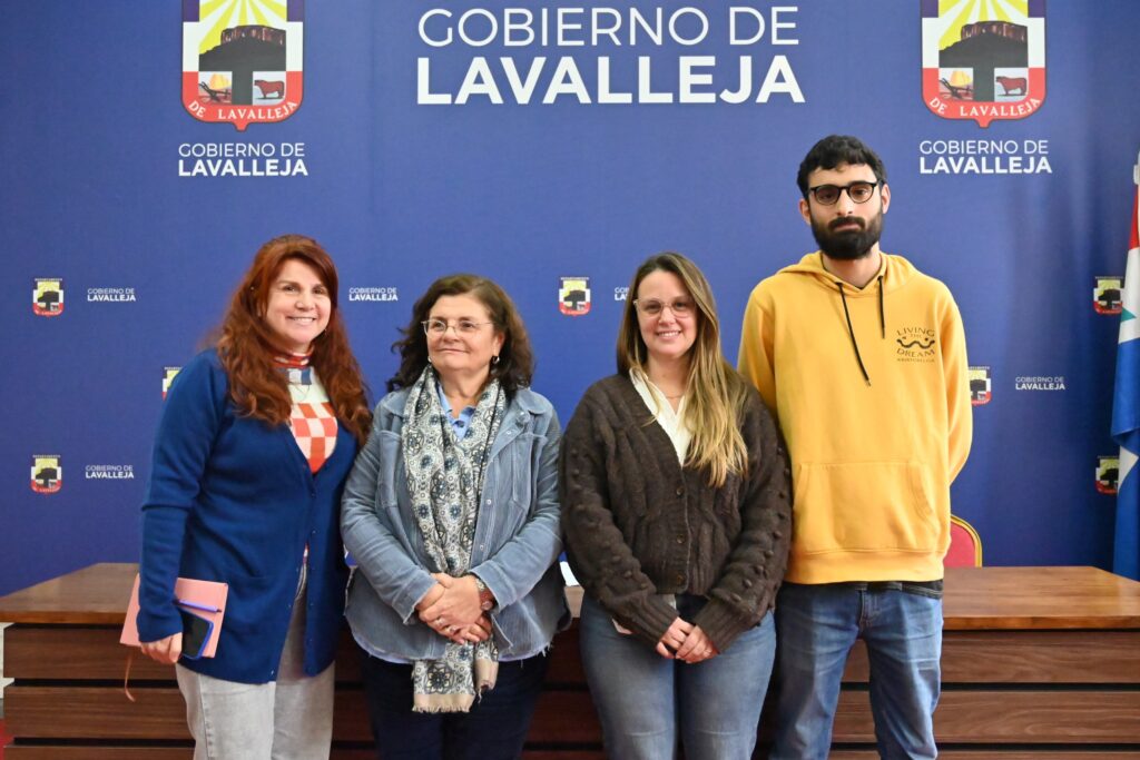 Analía Grandi, Arianna Bentos, Leticia Martínez y Santiago Castro (Foto: Prensa IDL)