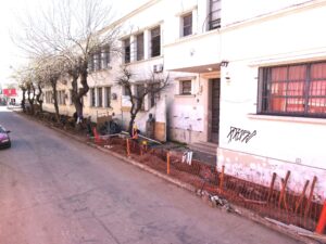 Los obreros trabajando ayer en la realización de la obra (Foto: Prensa IDL)
