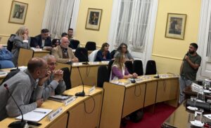 Sesión extraordinaria donde trataron el suicidio. (Foto gentileza de Manuela García Pintos)