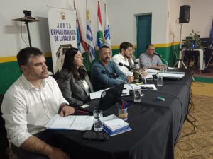 Histórico: reunión de la Junta Departamental de Lavalleja en Zapicán.