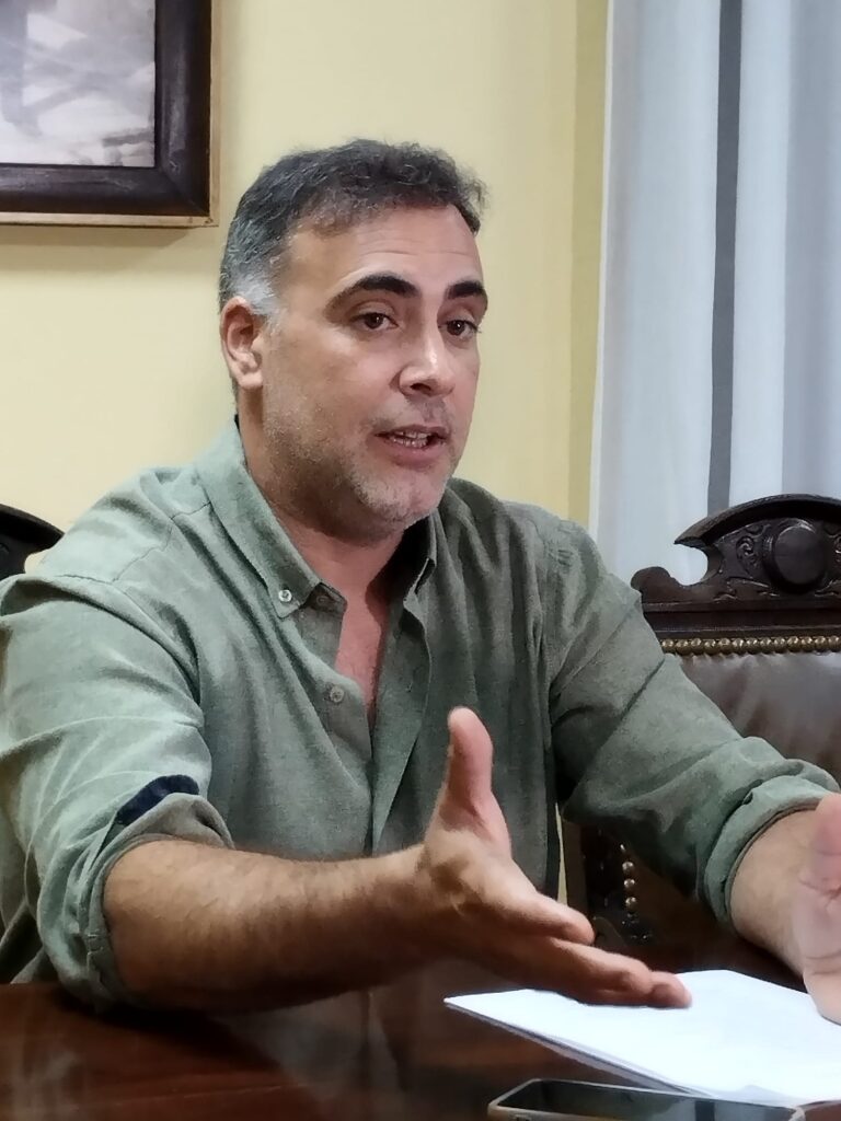 Luis Carresse se refirió a las problemáticas tratadas en Villa Serrana sobre bienestar animal y concretamente la situación de los perros en general.