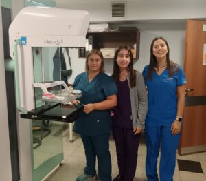 Claudia Núñez, Alejandra Balduini y Valentina Cabrera, integrantes del equipo de Imagenología del hospital de Minas.