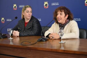 Viviana Frachi e Yliana Zeballos en ronda de prensa (Foto: Prensa IDL)