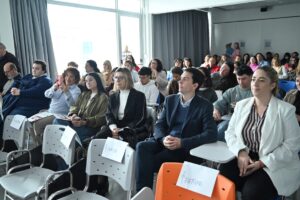 Excelente participación se registró en actividad cumplida en la sede de la Universidad Tecnológica de Minas (Foto: Prensa IDL)