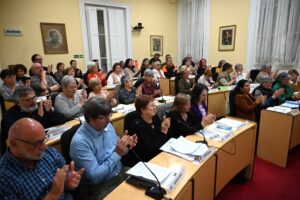 Por un día, las personas mayores ocuparon las bancas de la Junta e hicieron sentir sus voces. Fuerte y claro (Foto: Prensa IDL)